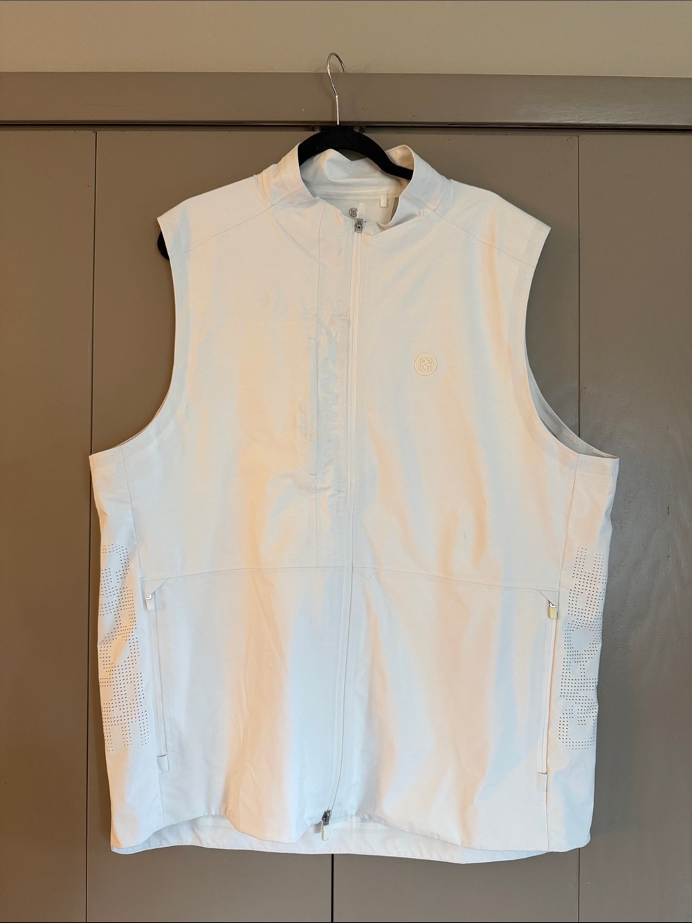 G/FORE White Men's Sleeveless Golf Vest